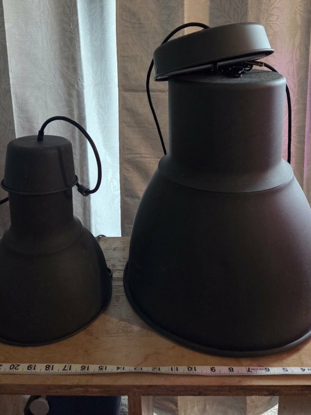 Ceiling lamp pair
